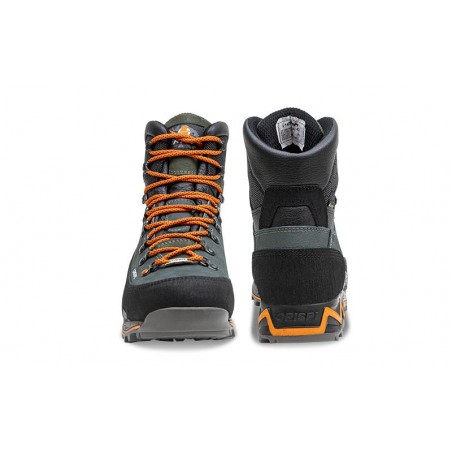 Scarpone di marca Crispi modello futura cx gtx storm grey
