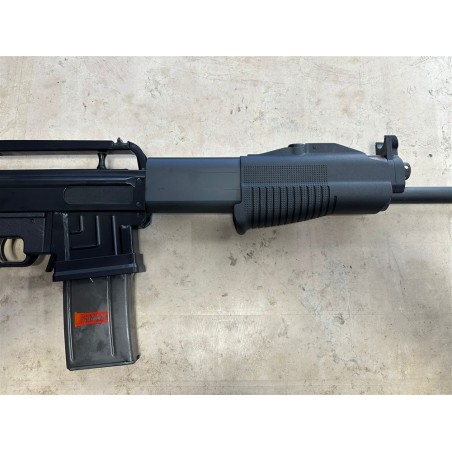Fucile semiautomatico / a pompa di marca Franchi calibro 12 modello SPAS15