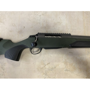 Carabina bolt action di marca Tikka calibro 223 rem. modello T3X super varmint