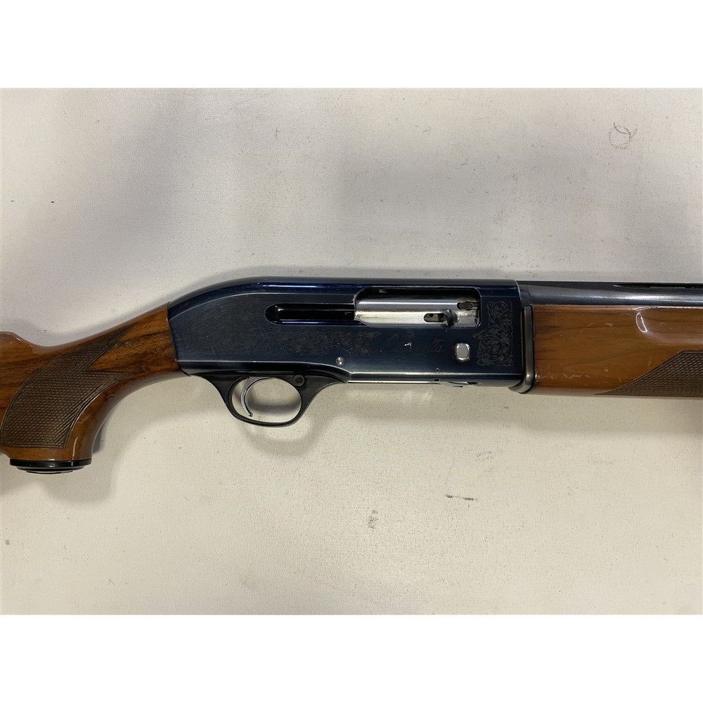 Fucile semiautomatico di marca P. Beretta calibro 12 modello A301 canna 71 **
