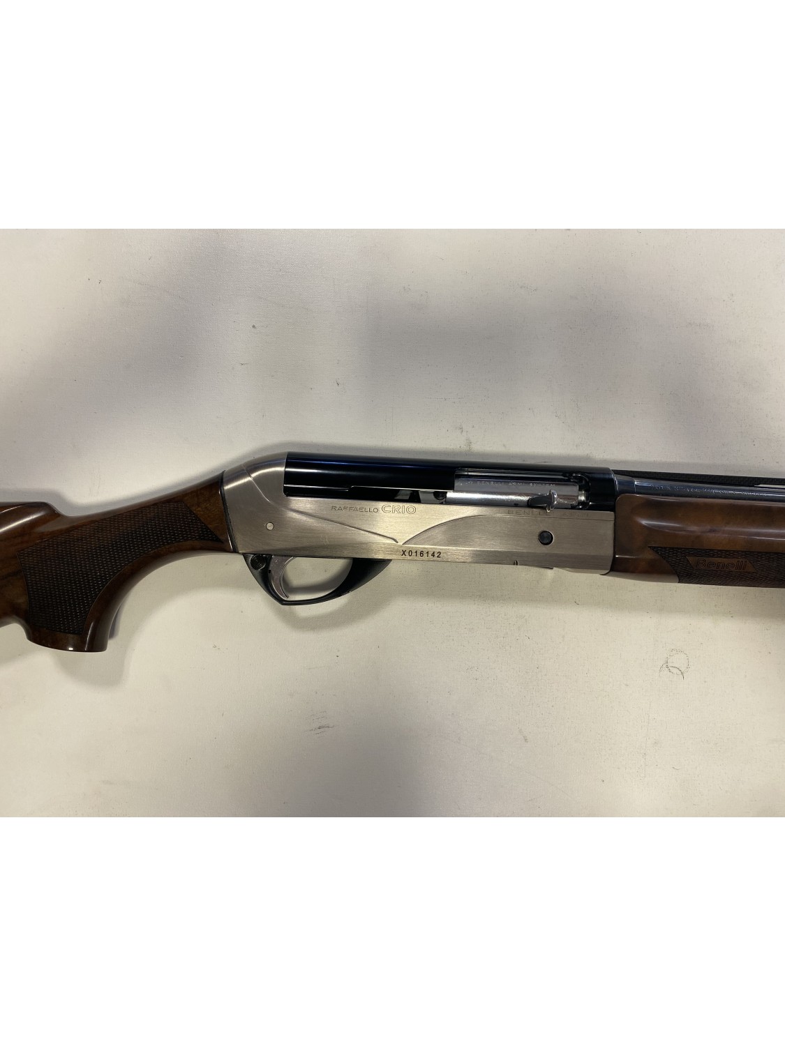 Fucile semiautomatico di marca Benelli calibro 20 modello raffaello crio canna 61 strozzatori interni