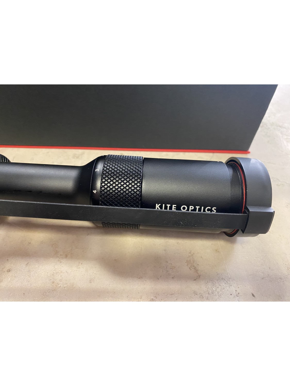 Kite Optics B6 2-12X50 d'esposizione