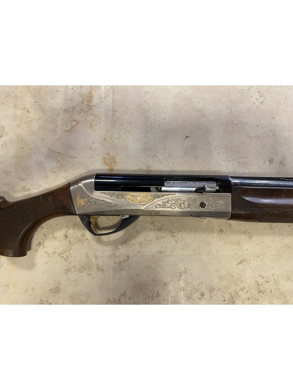 Fucile semiautomatico di marca Benelli calibro 20 modello mania