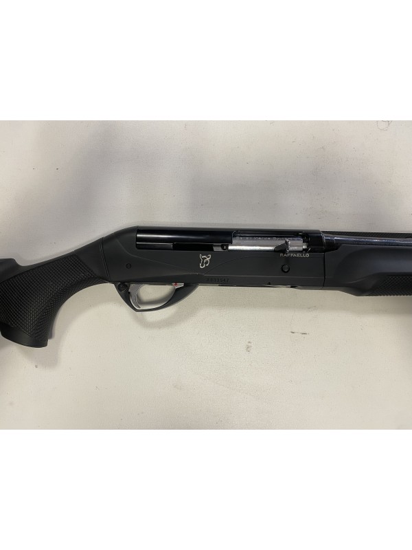 Fucile semiautomatico di marca Benelli calibro 20 modello raffaello con canna crio 71cm strozzatori interni