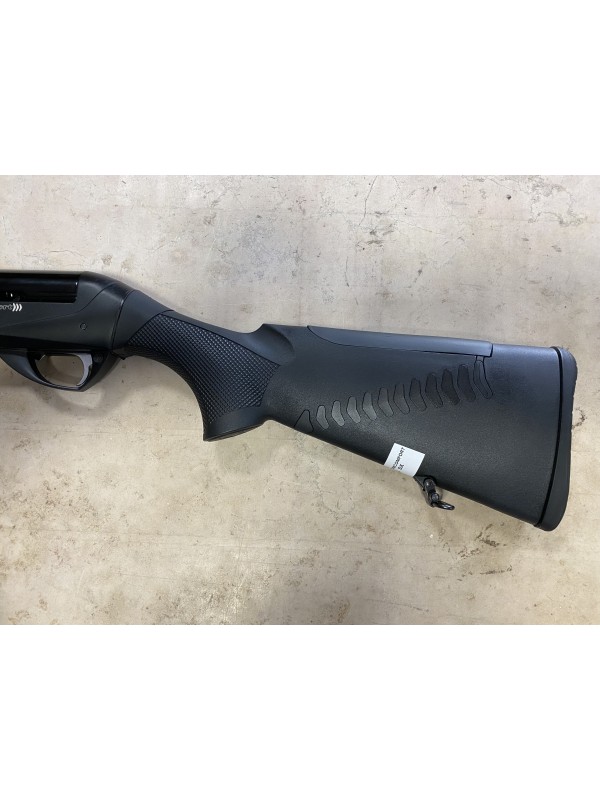 Fucile semiautomatico di marca Benelli calibro 12 modello crio comfort