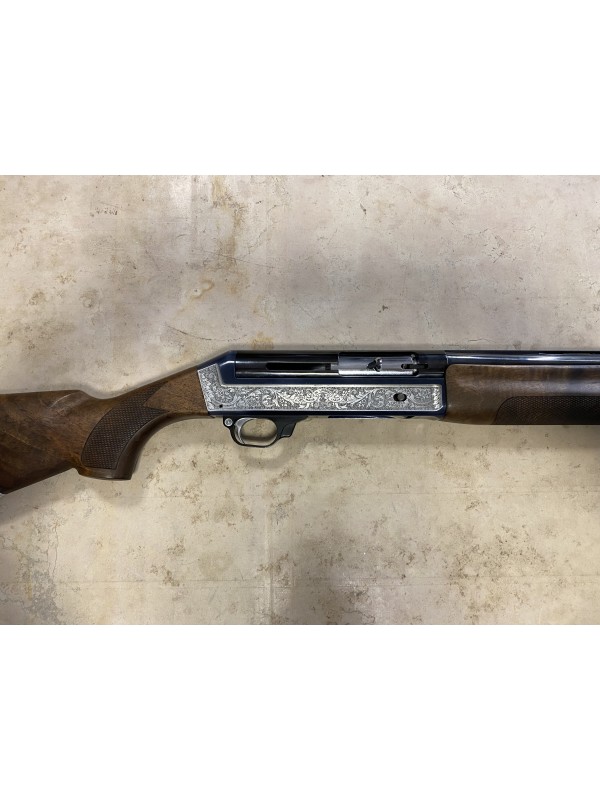 Fucile semiautomatico di marca Benelli calibro 12 modello 123 sl 80