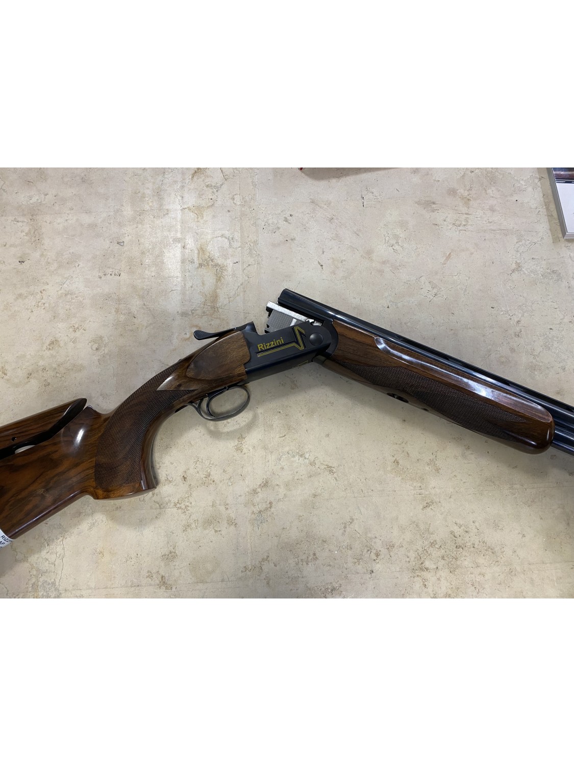 Fucile sovrapposto di marca Rizzini calibro 12 modello V3 trap canne 76 2 / 1 * con calcio regolabile