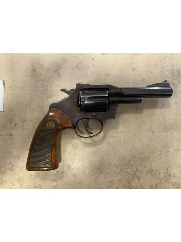 Revolver di marca Renato gamba calibro 38 special modello CT/59