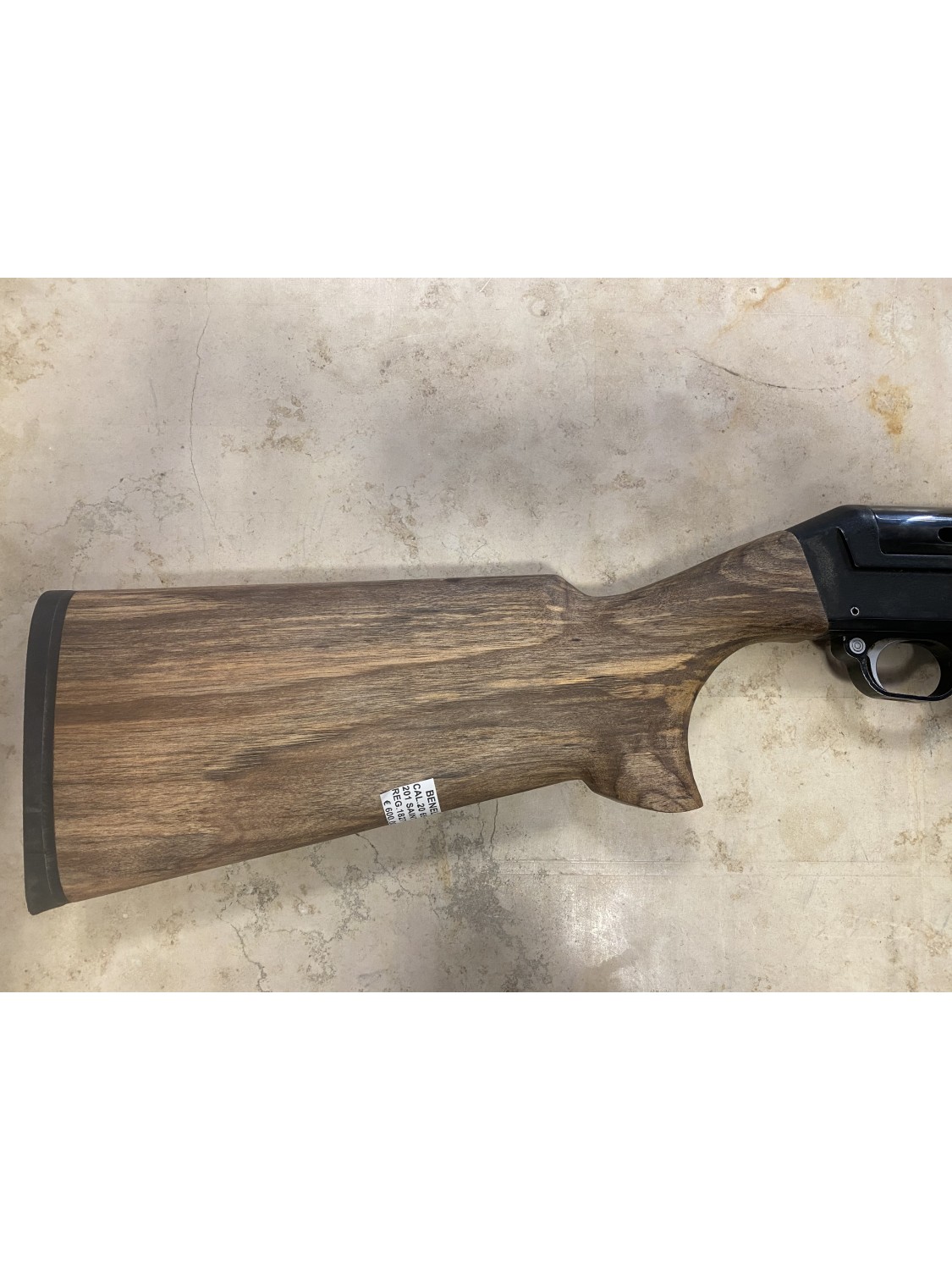 Fucile semiautomatico di marca Benelli calibro 20 modello 201