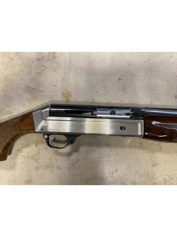 Fucile semiautomatico di marca Benelli calibro 12 modello special 80