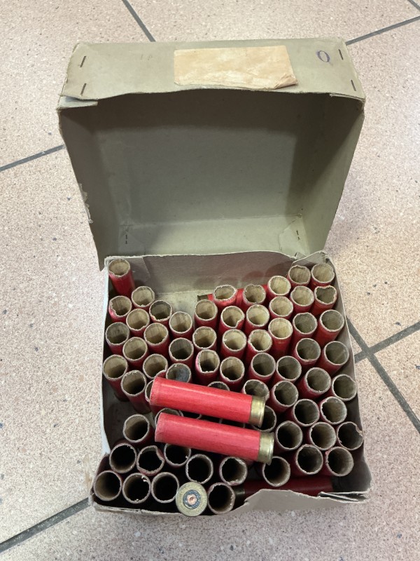 Bossoli di cartone cal.28 sparati