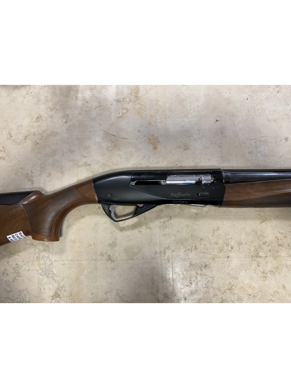 Fucile semiautomatico di marca Benelli calibro 12 modello raffaello