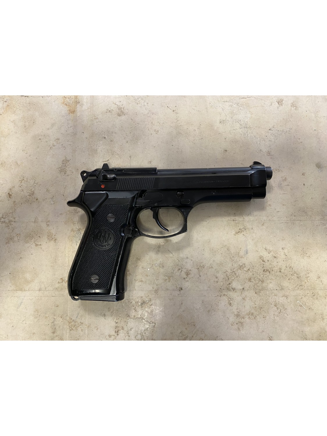 Pistola semiautomatica di marca Beretta calibro 7,65 para modello 98F
