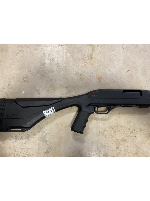 Fucile a pompa di marca Winchester calibro 12 modello sxp