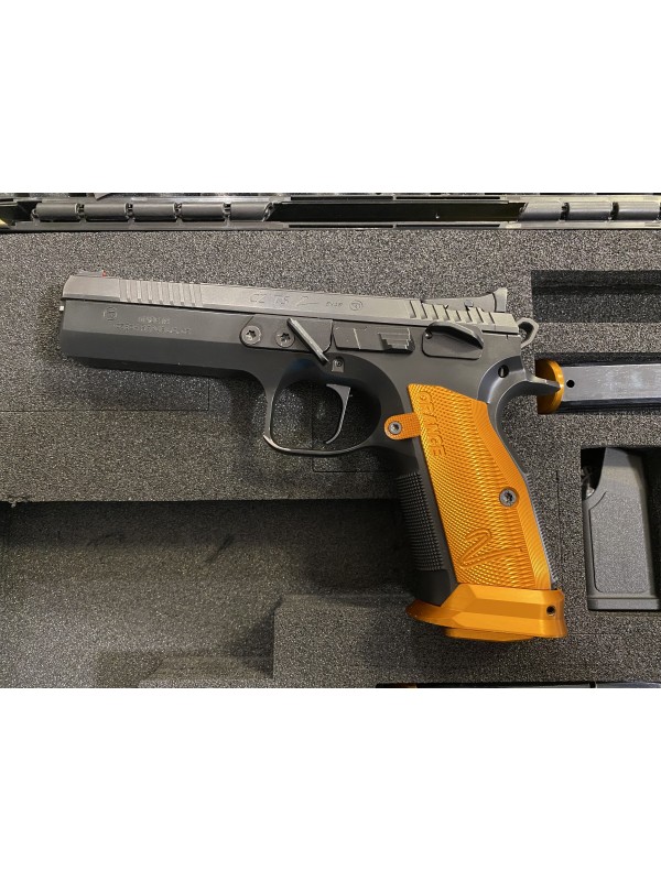 Pistola semiautomatica di marca CZ calibro 9x19 modello TS-2 orange