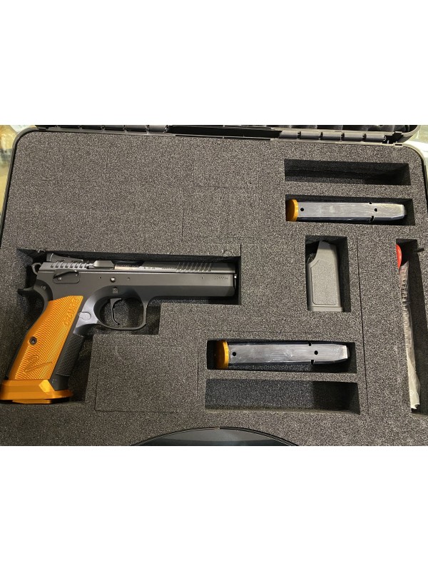 Pistola semiautomatica di marca CZ calibro 9x19 modello TS-2 orange