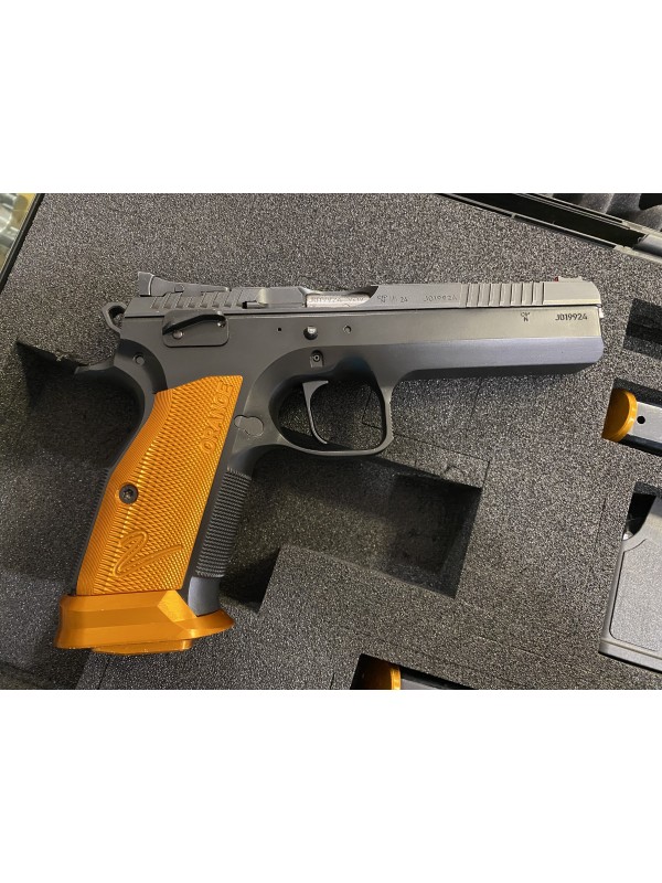 Pistola semiautomatica di marca CZ calibro 9x19 modello TS-2 orange