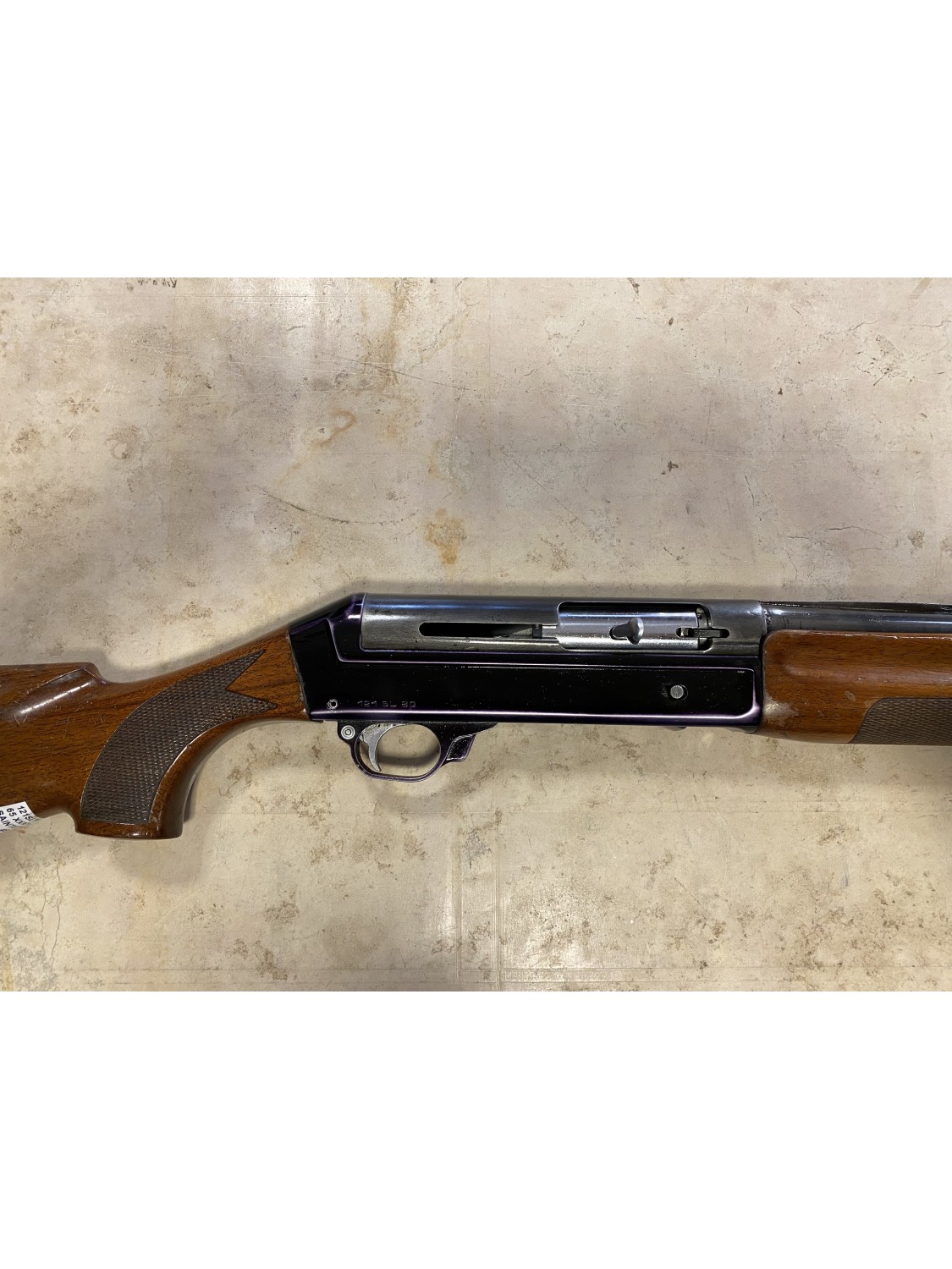 Fucile semiautomatico di marca Benelli calibro 12 modello 121 sl 80
