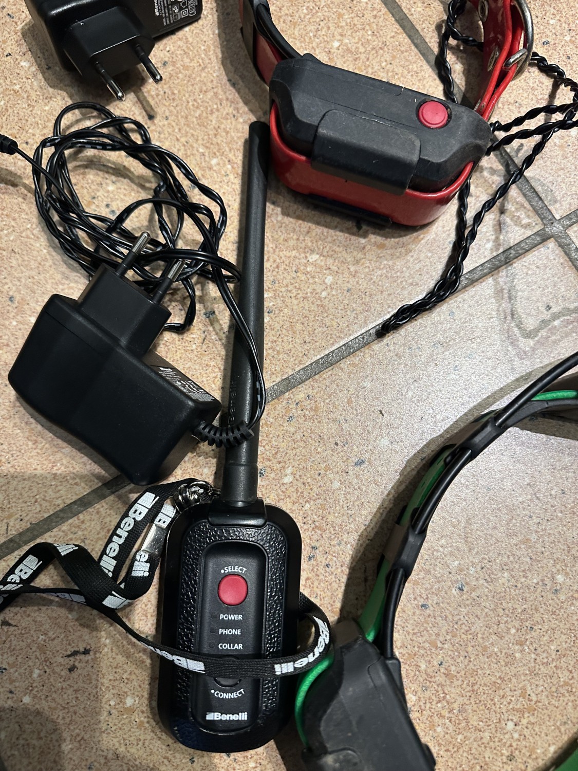 Benelli caddy kit 1 connettore e 2 collari usato come nuovo