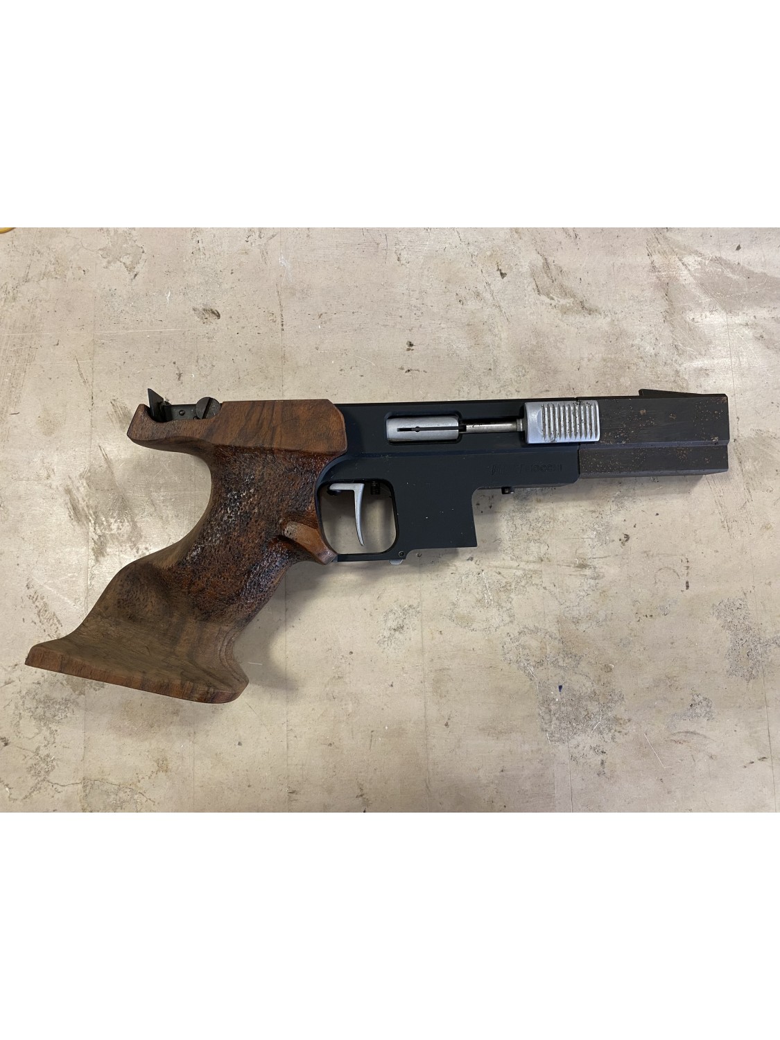 Pistola semiautomatica di marca Pardini calibro 22 lr modello SPE