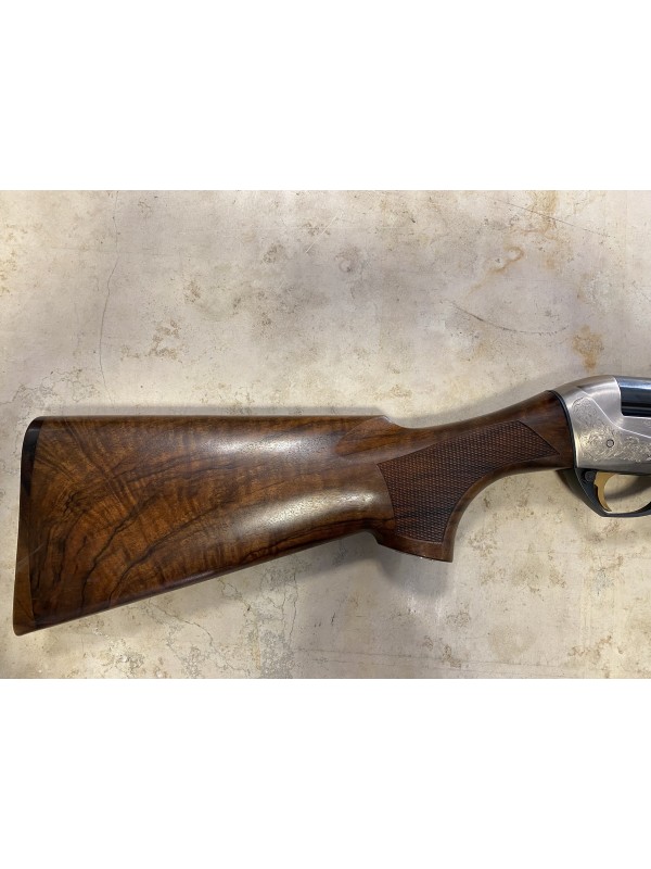 Fucile semiautomatico di marca Benelli calibro 12 modello dynamic