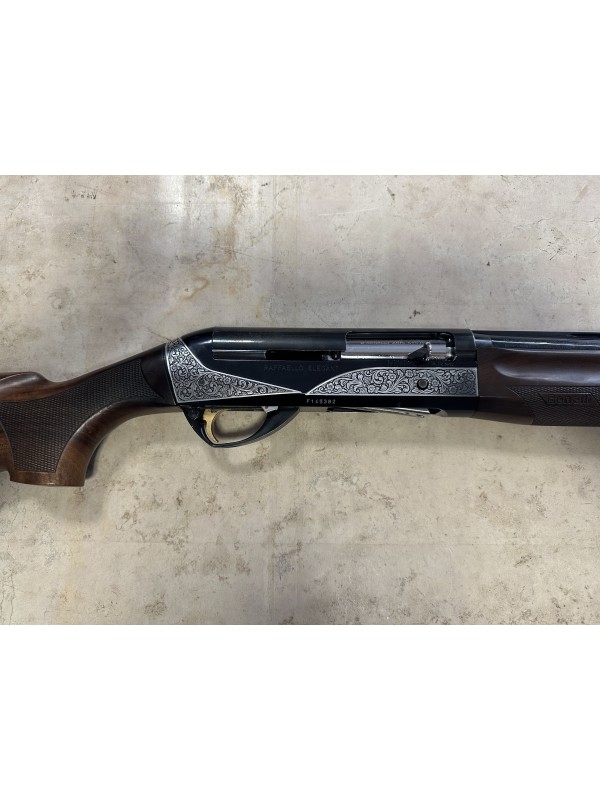 Fucile semiautomatico di marca Benelli calibro 12 modello raffaello elegant
