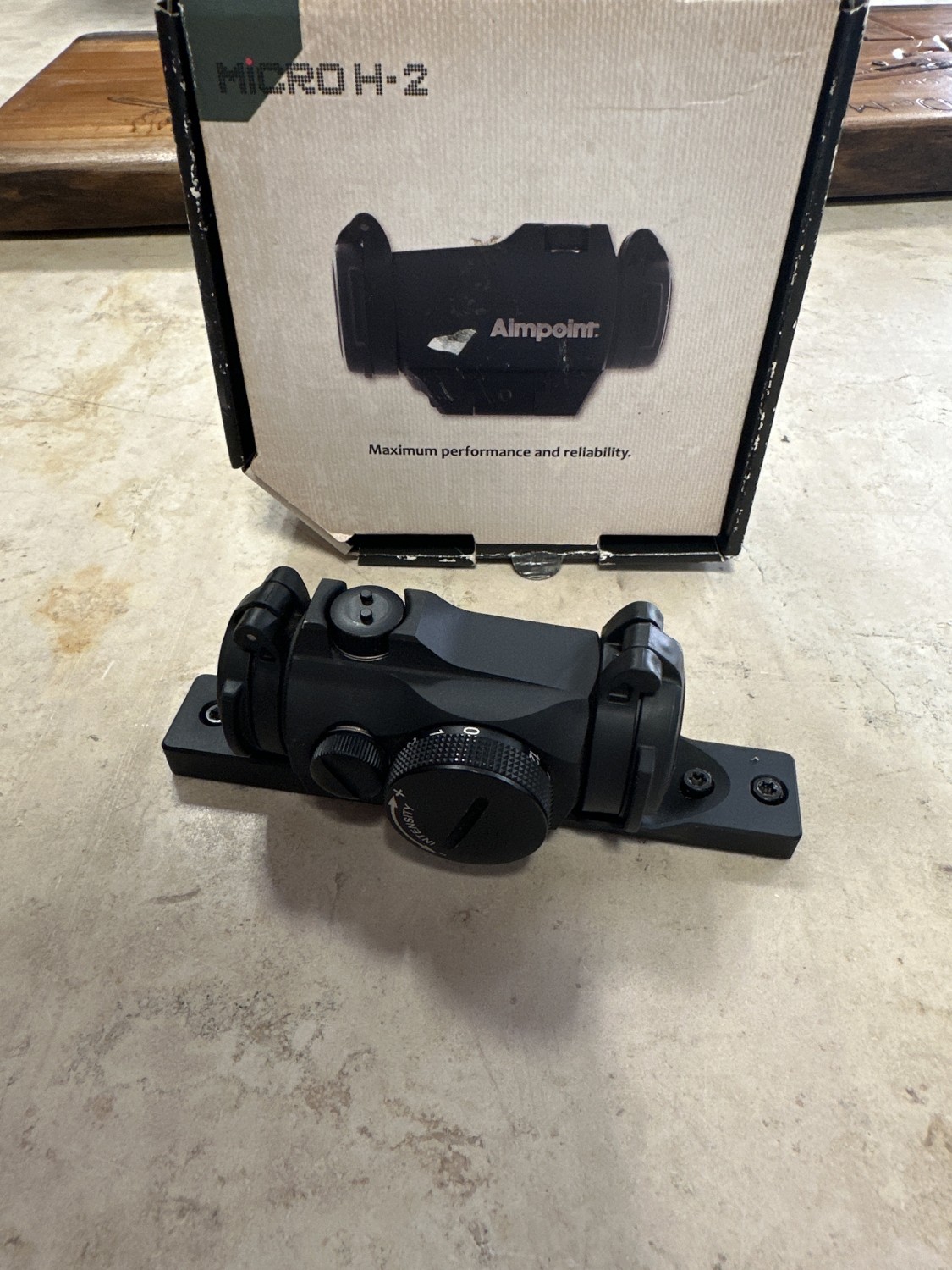Red dot Aimpoint micro H2 2 moa con slitta dedicata