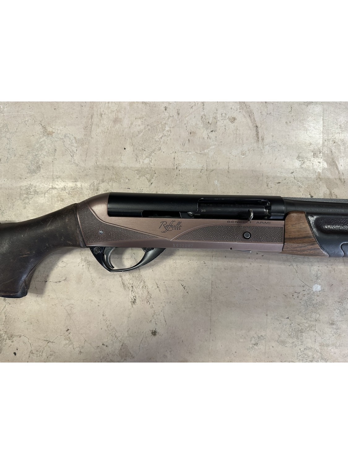 Fucile semiautomatico di marca Benelli calibro 20 modello raffaello