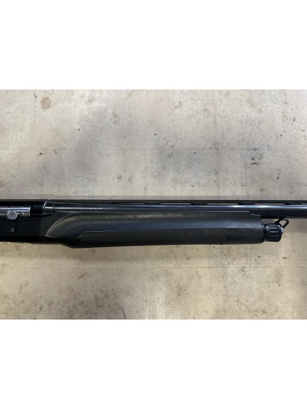 Fucile semiautomatico di marca Benelli calibro 12 modello raffaello