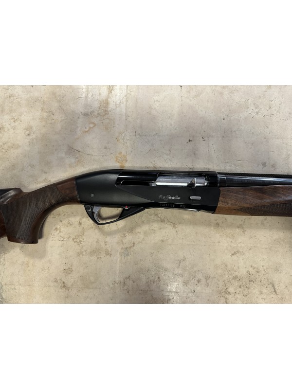 Fucile semiautomatico di marca Benelli calibro 12 modello raffaello