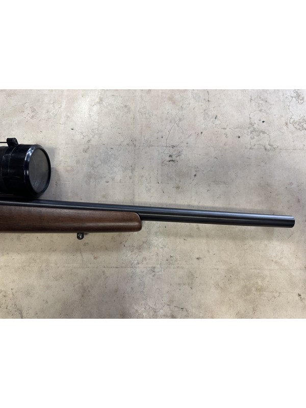 Carabina bolt action di marca CZ calibro 22 lr modello 452-2E