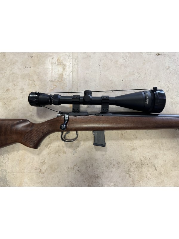 Carabina bolt action di marca CZ calibro 22 lr modello 452-2E