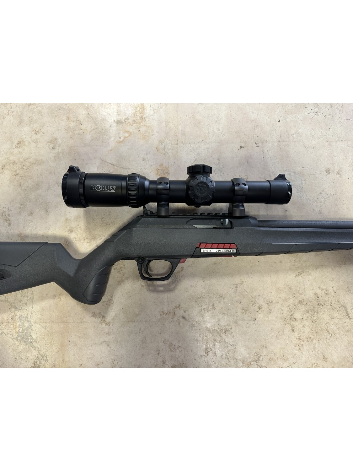 Carabina semiautomatica di marca Winchester calibro 22 lr modello wildcat