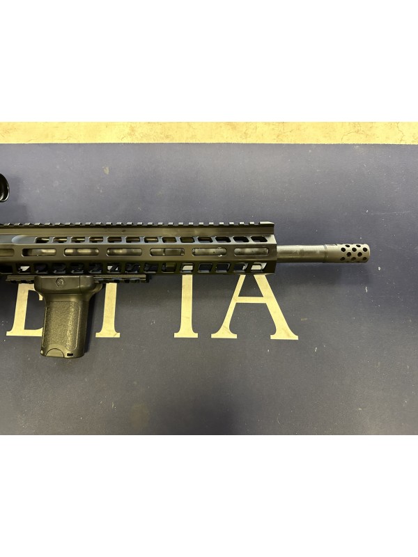 Carabina semiautomatica di marca Ruger calibro 223 rem. modello