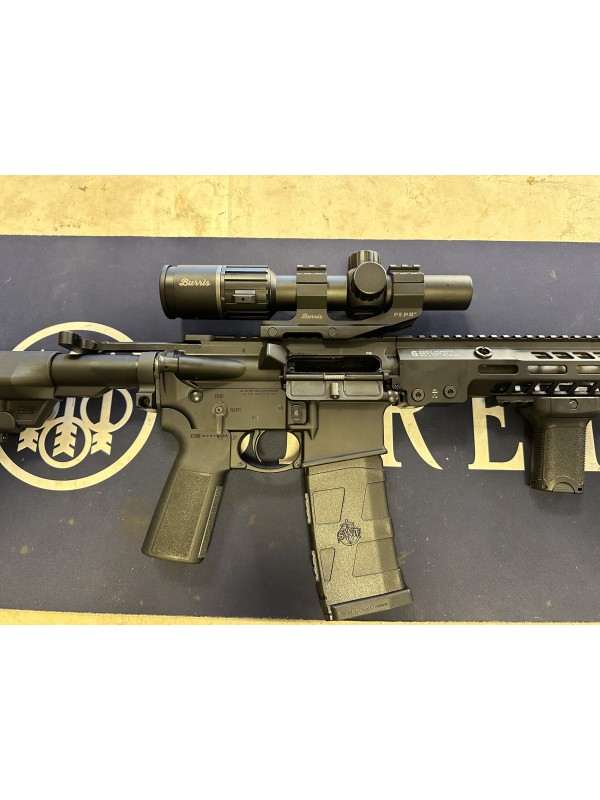 Carabina semiautomatica di marca Ruger calibro 223 rem. modello