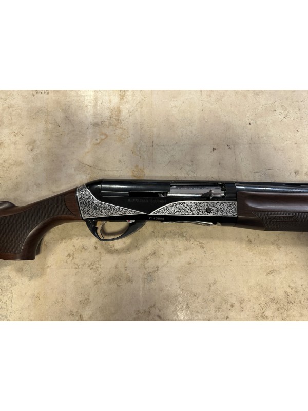 Fucile semiautomatico di marca Benelli calibro 12 modello raffaello