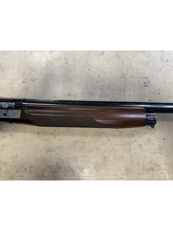 Fucile semiautomatico di marca Benelli calibro 12 modello raffaello