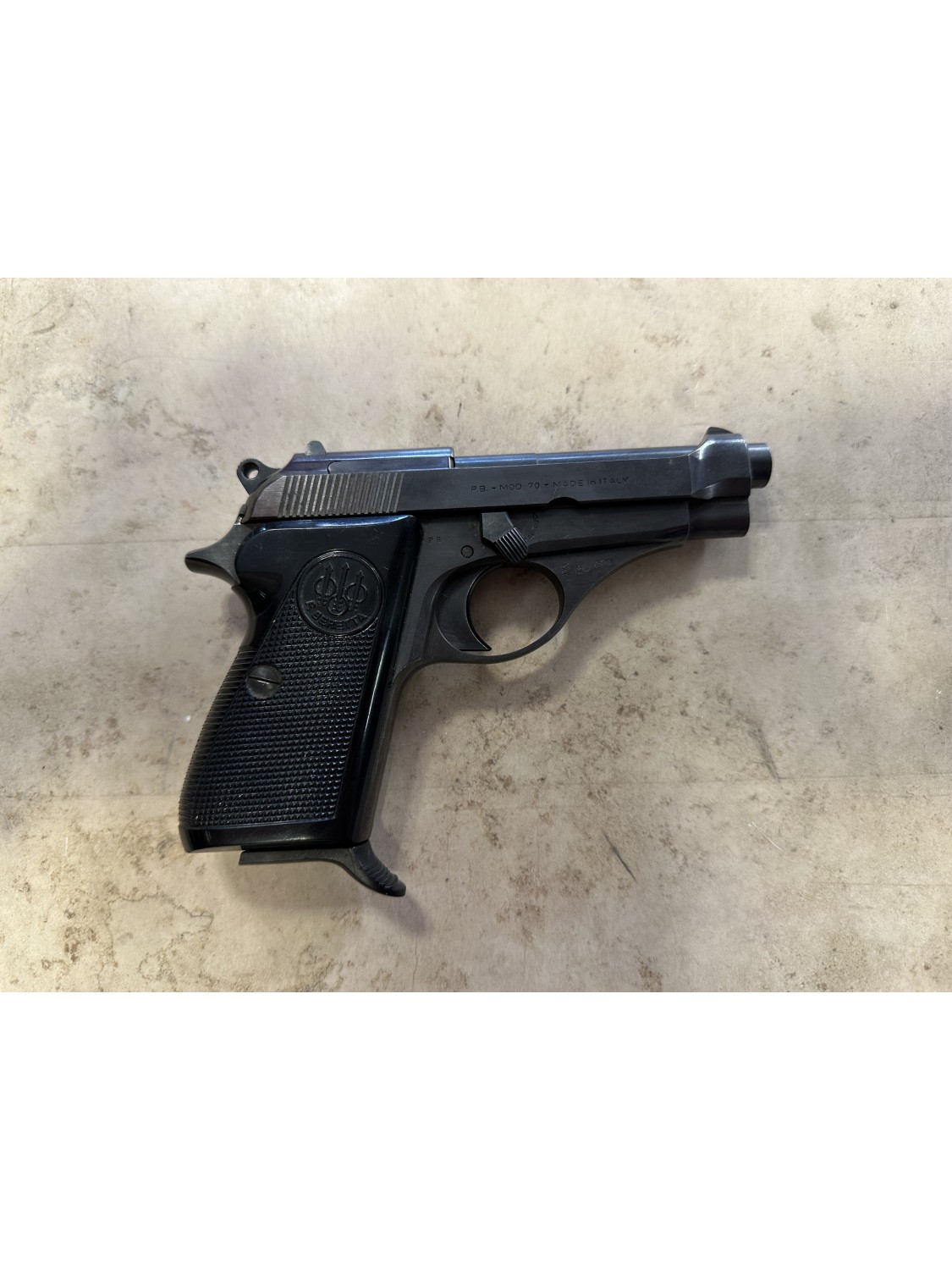 Pistola semiautomatica di marca P. Beretta calibro 7.65 modello 70