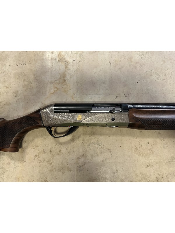 Fucile semiautomatico di marca Benelli calibro 12 modello BIMILLIONAIRE