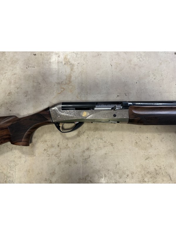 Fucile semiautomatico di marca Benelli calibro 12 modello BIMILLIONAIRE
