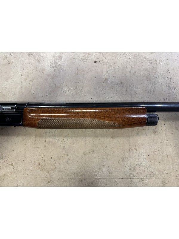 Fucile semiautomatico di marca Benelli calibro 12 modello 121 sl 80