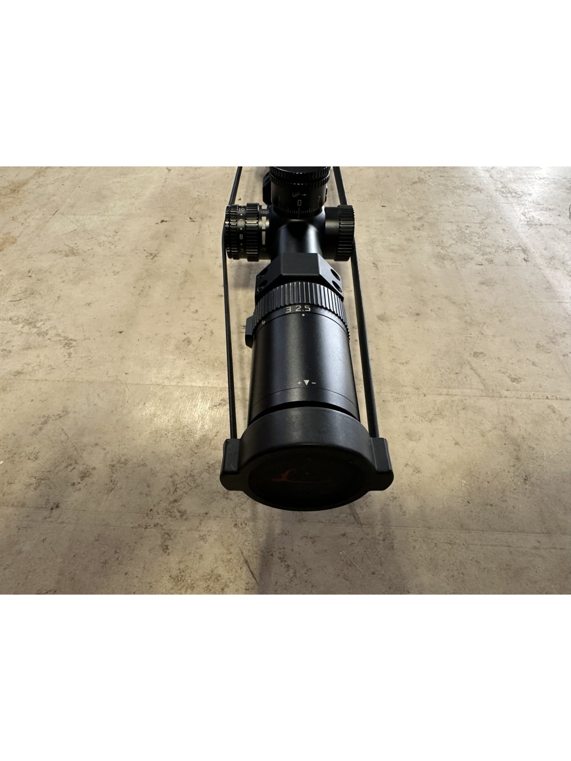 Ottica di marca Leica modello amplus 6 2.5-15x56 I L-4A