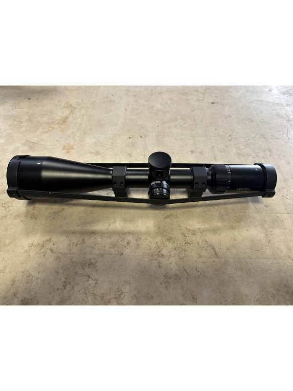 Ottica di marca Leica modello amplus 6 2.5-15x56 I L-4A
