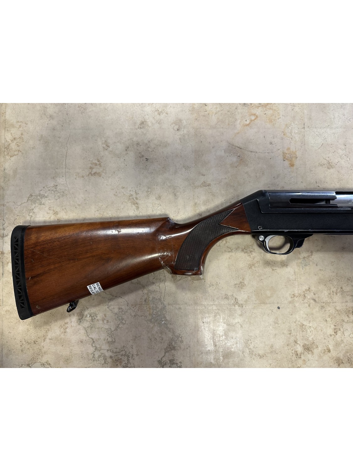 Fucile semiautomatico di marca Benelli calibro 12 modello 121