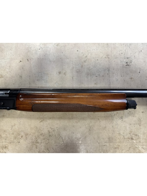 Fucile semiautomatico di marca Benelli calibro 12 modello 121