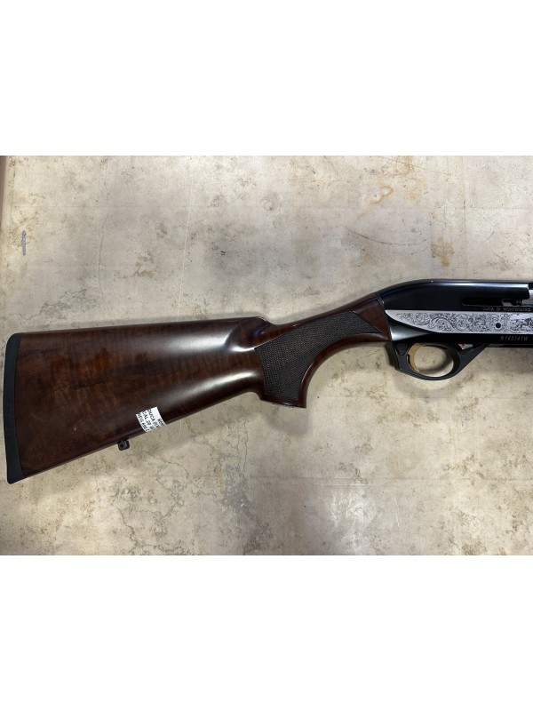 Fucile semiautomatico di marca Benelli calibro 20 modello