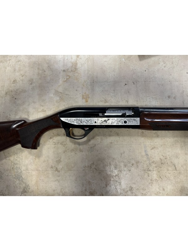 Fucile semiautomatico di marca Benelli calibro 20 modello