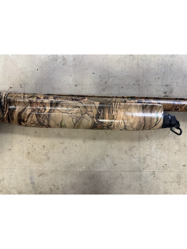 Fucile semiautomatico di marca Benelli calibro 12 modello montefeltro