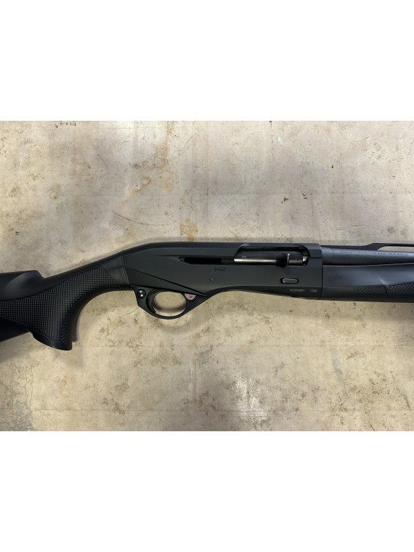 Fucile semiautomatico di marca Benelli calibro 20 modello M2-23