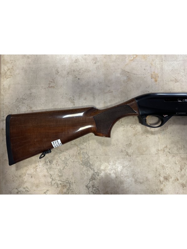 Fucile semiautomatico di marca Benelli calibro 20 modello montefeltro